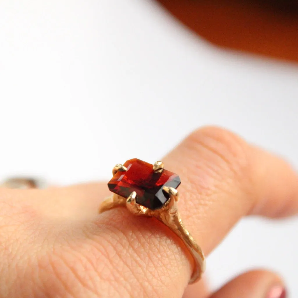 14k Gold Garnet Cocktail RIng