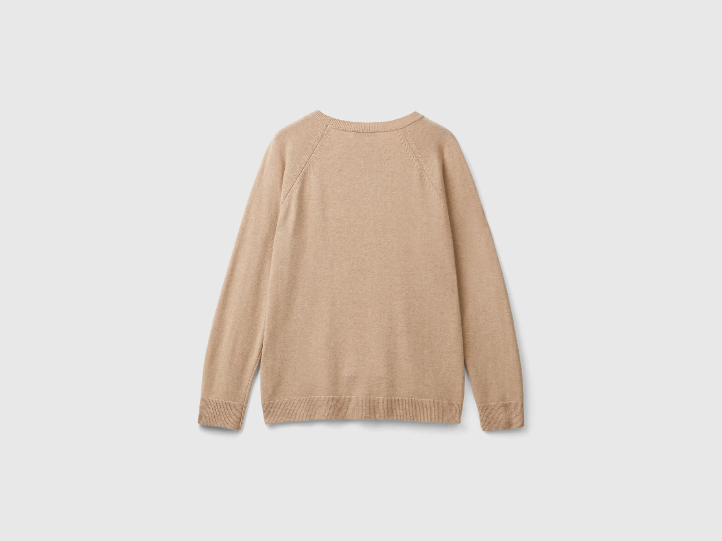 Camel crew neck sweater in cashmere and wool blend - Beige | Benetton