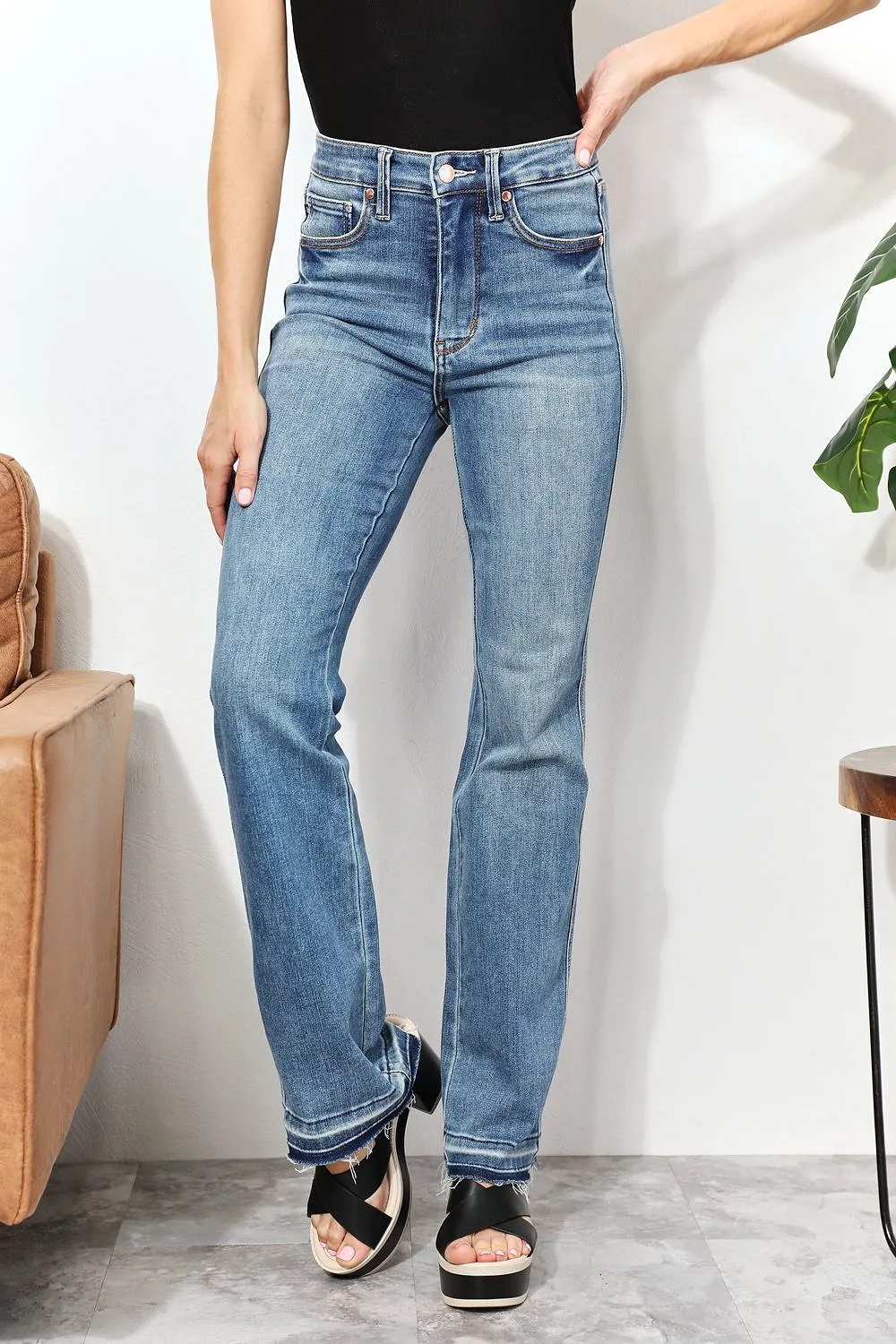 Judy Blue Full Size High Waist Jeans with Pockets