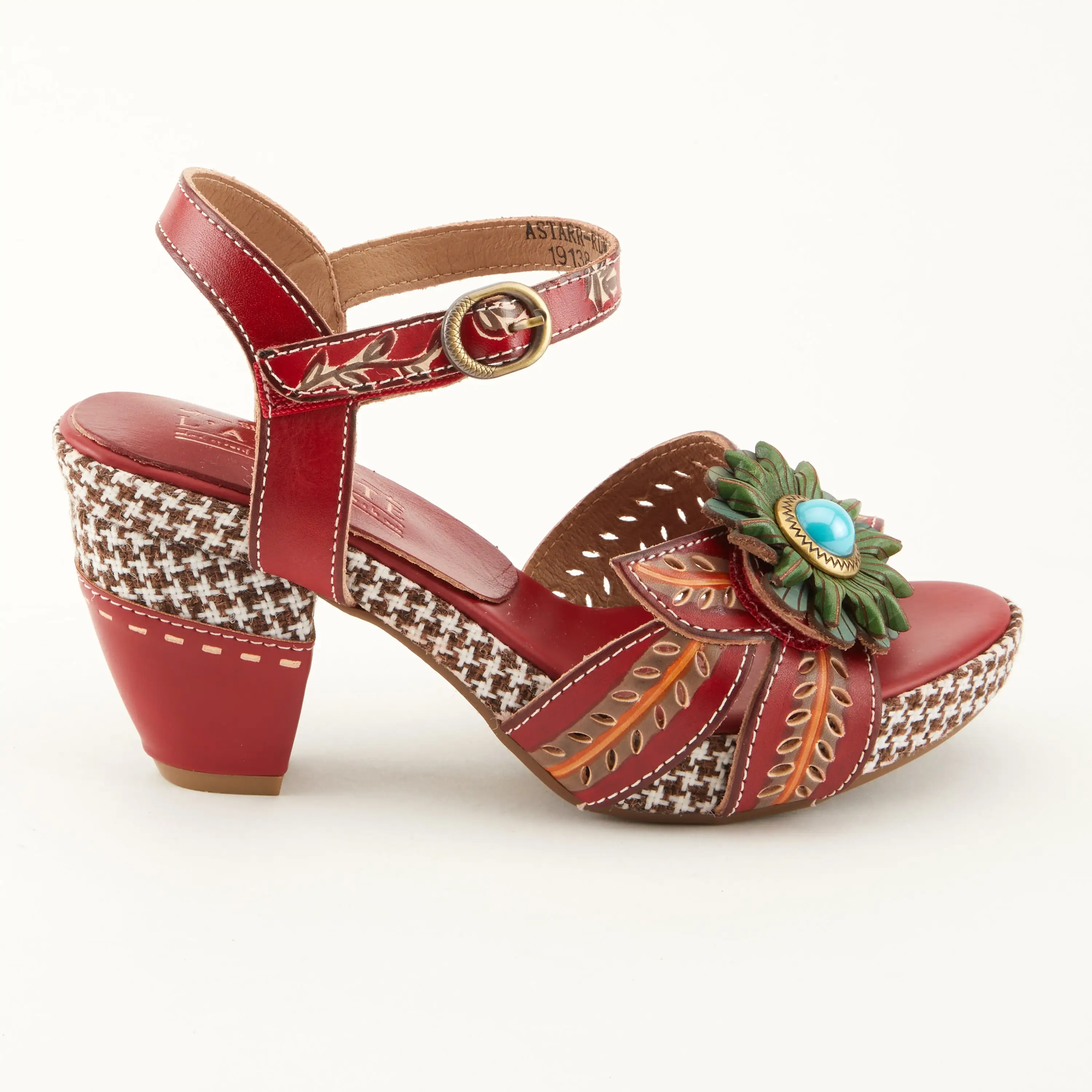 L'ARTISTE ASTARR SANDALS