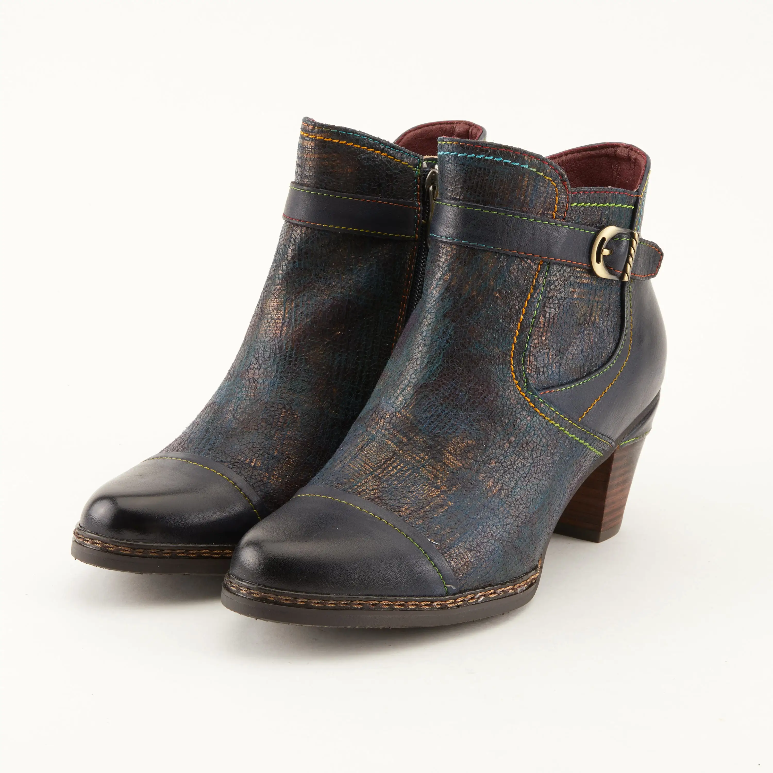 L'ARTISTE CAPTIVATE BOOTIES