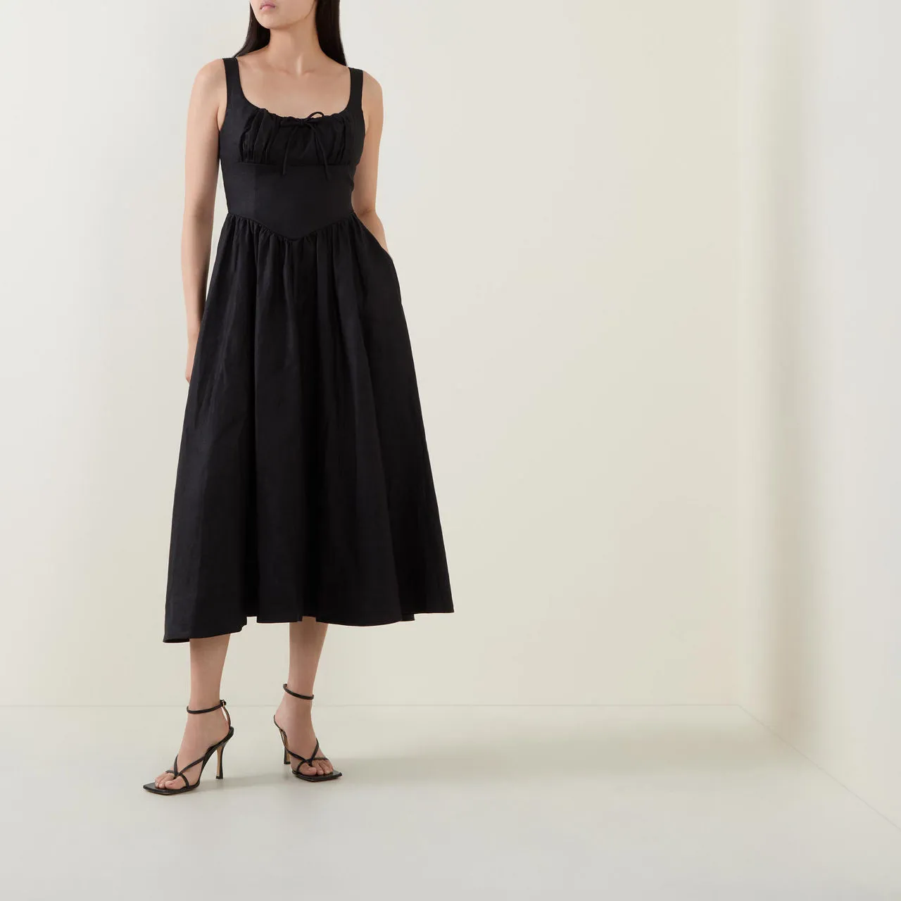 REFORMATION Balia Linen Dress - Black