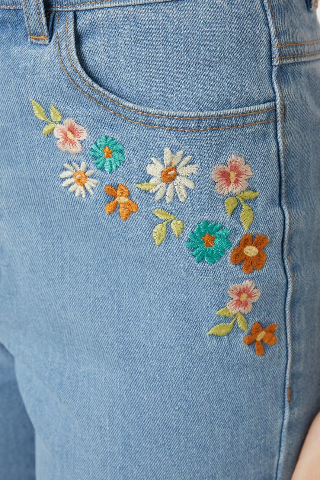 Wendy Flare Embroidered Jean