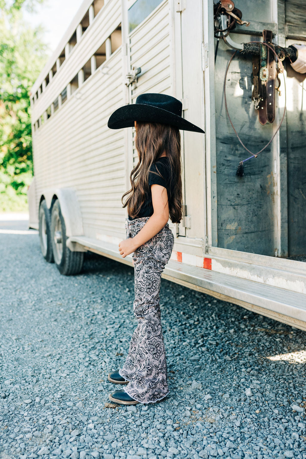 *YOUTH* BLACK LACE SUPER FLARES